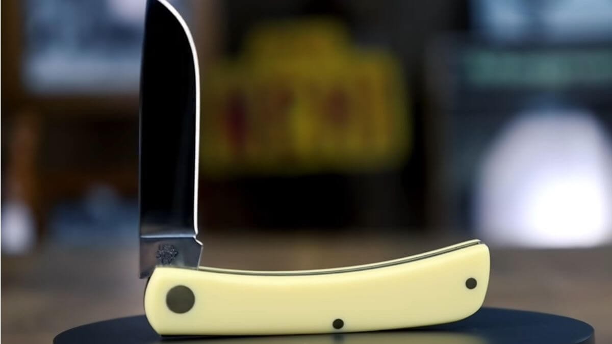 Vintage Case knife with smooth yellow handle and clean, sharp blade